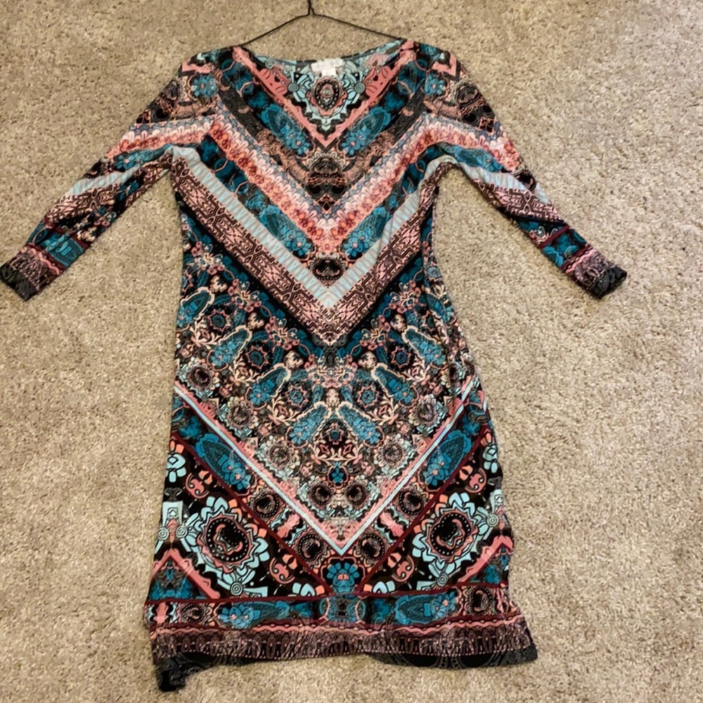 Mid sleeve shift dress. Never been worn